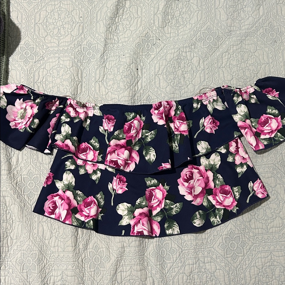 Floral Off-Shoulder Crop Top